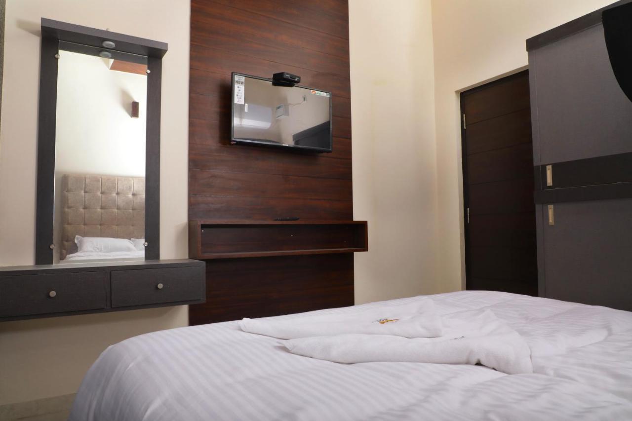 Jai Wings Hotel Pondicherry Exterior foto