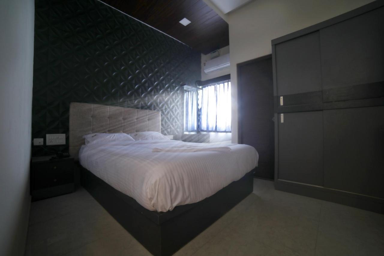 Jai Wings Hotel Pondicherry Exterior foto