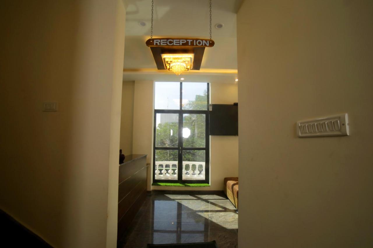Jai Wings Hotel Pondicherry Exterior foto